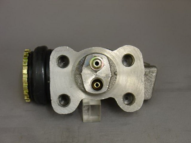 Wheel Cylinder TJB9594 - Top Performance | Universal Auto Spares