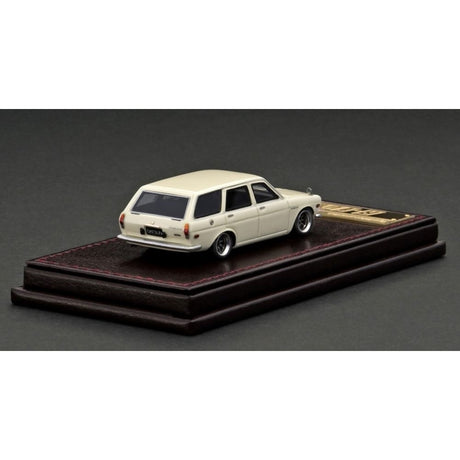 Datsun Bluebird (510) Wagon White High-End Resin with Display Case Diecast Model Car 1:64 Scale (Approx. 7cm) Collectible