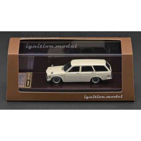 Datsun Bluebird (510) Wagon White High-End Resin with Display Case Diecast Model Car 1:64 Scale (Approx. 7cm) Collectible
