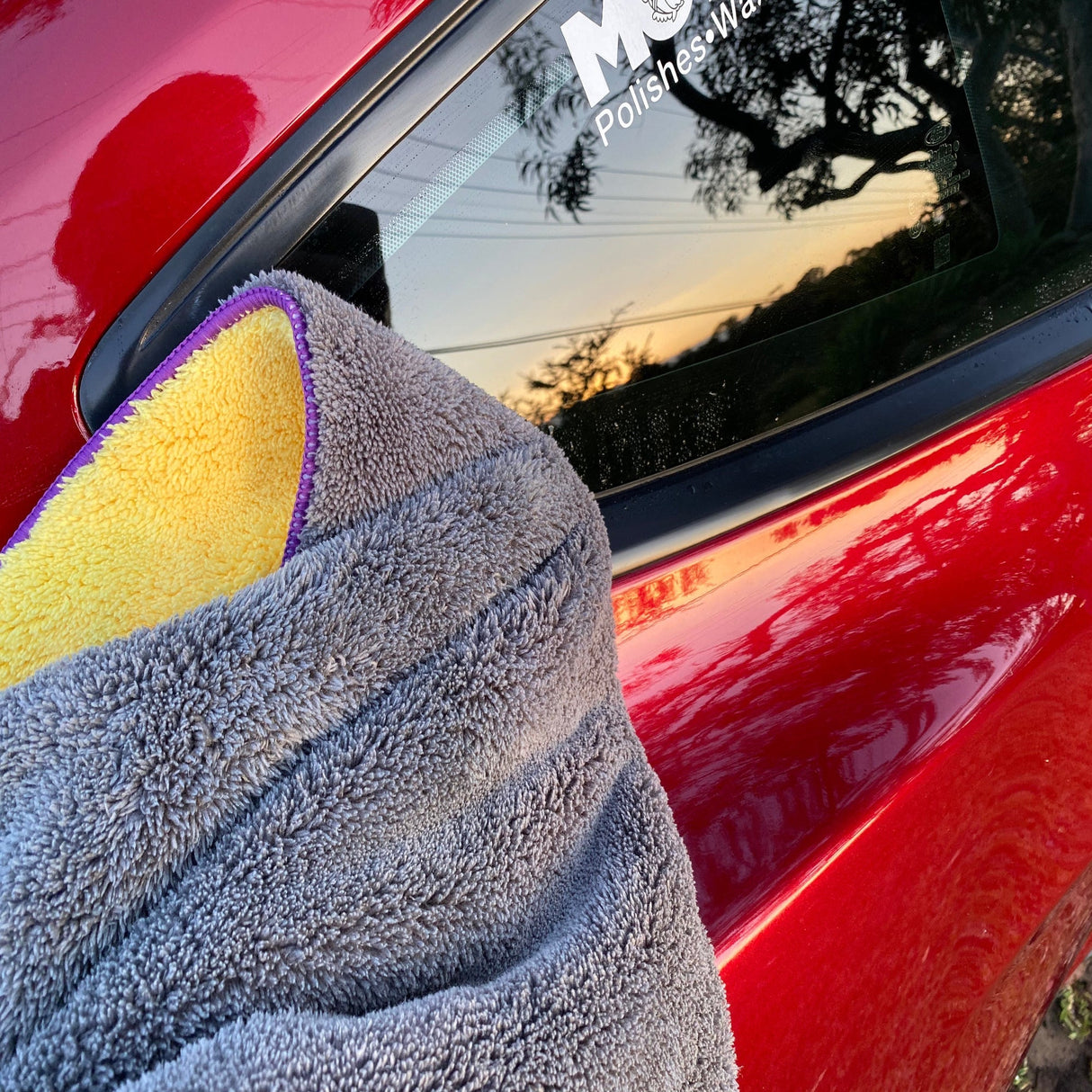 ULTRA-SOFT POLISHING CLOTH - Mothers