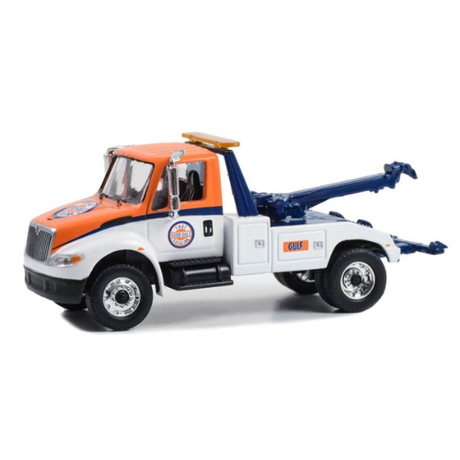 International Durastar Tow Truck Gulf Oil "That Good Gulf Gasoline" Diecast Model Truck 1:64 Scale (Approx. 7cm) Collectible | Universal Auto Spares