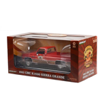 1982 GMC K-2500 Sierra Grande Wideside Busted Knuckle Garage with Trailer Hitch Diecast Model Car 1:18 Scale (Approx. 25cm) Collectible | Universal Auto Spares