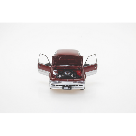 Holden VL Calais Red/Silver Diecast Model Car 1:24 Scale (Approx. 18–20cm) Collectible | Universal Auto Spares