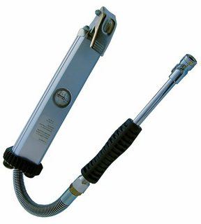 Garage Style Tyre Inflator With Pressure Gauge - Lion