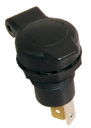 Merit Socket 12 Volt 16 AMP Heavy Duty - LION | Universal Auto Spares