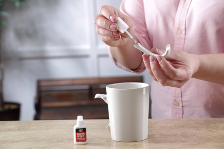 Super Weld Brush-On Instant Adhesive Cyanoacrylate Super Glue - J-B Weld