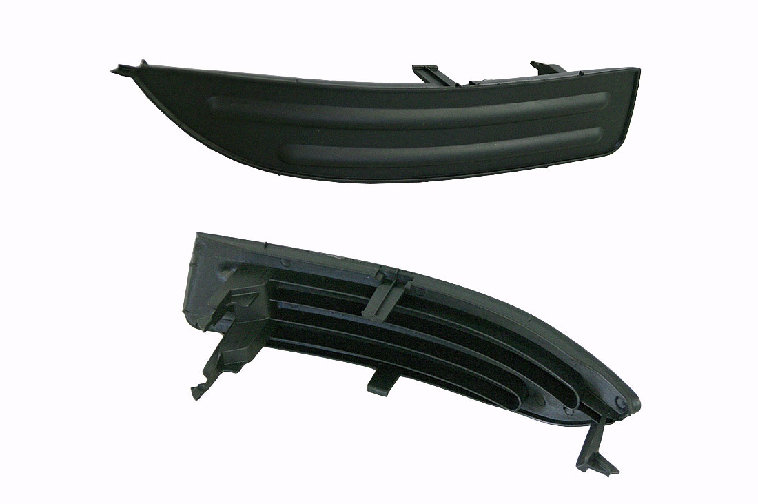 Front Fog Light Cover (RHS) Toyota Corolla ZZE122/ZZE123 2001 - 2004 TYCO-FLC-15R - Sterling