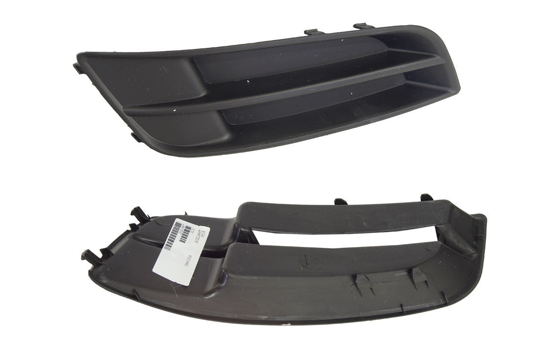 Fog Light Cover (RHS, No Hole) Toyota Corolla ZZE122 Hatchback 2004 - 2007 TYCO-FLC-19R - Sterling