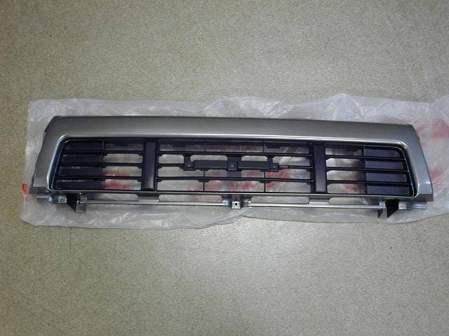 Front Grille (3 Piece) Toyota Hilux LN106 1988 - 1991 TYHX-GRI-13F - Sterling